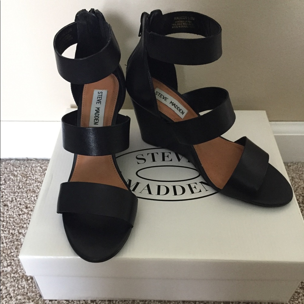 Steve Madden kadenn wedge sandals size 6.5